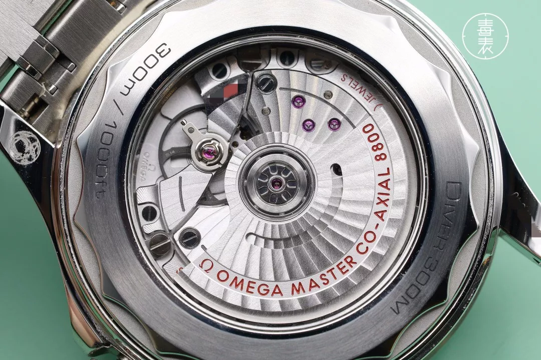 再来说下机芯,新海马的最大亮点之处采用自家新机芯cal.